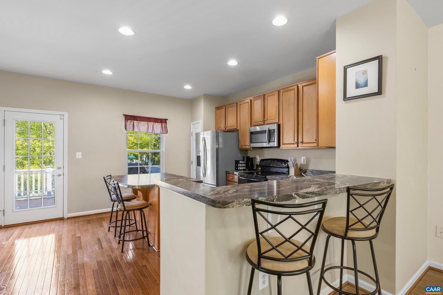 310 Patriot Way photo 14