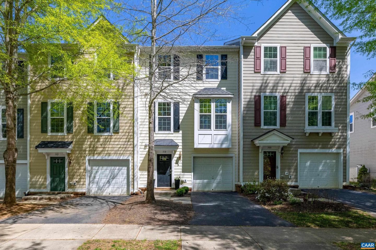 310 Patriot Way photo 2