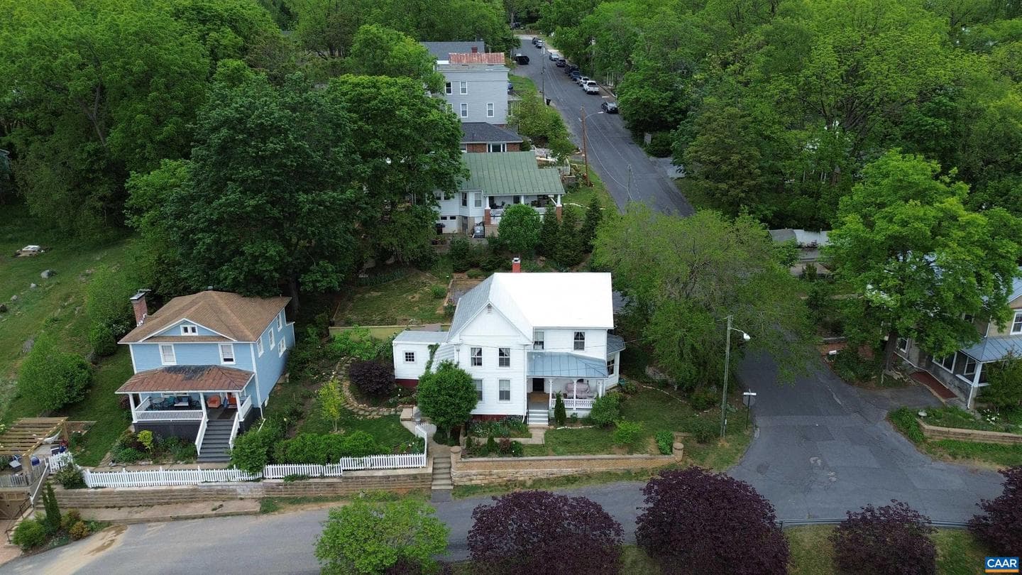 241 Churchville Ave photo 73
