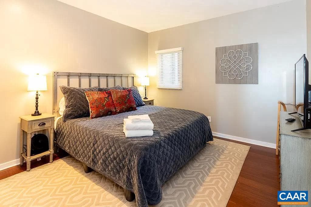 1616 Overlook Condos photo 24