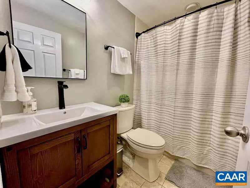 1616 Overlook Condos photo 25