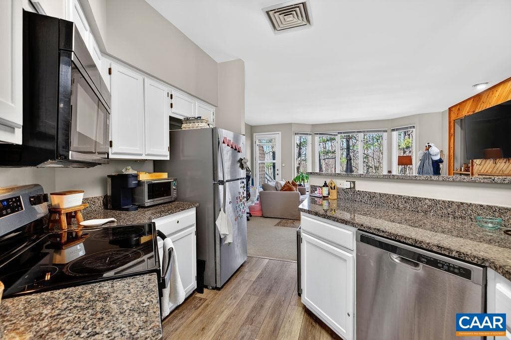 24 Trillium Close photo 8