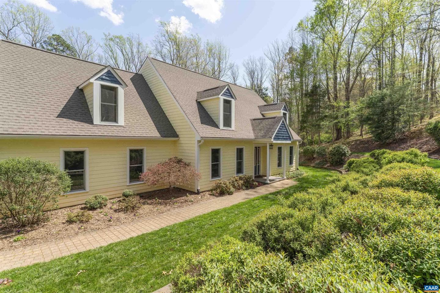 2700 Willow Oak Cir