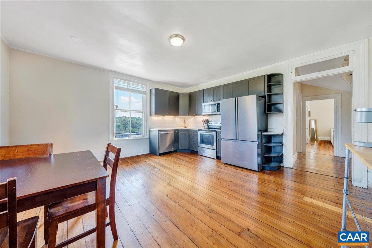 1408 Church St photo 10