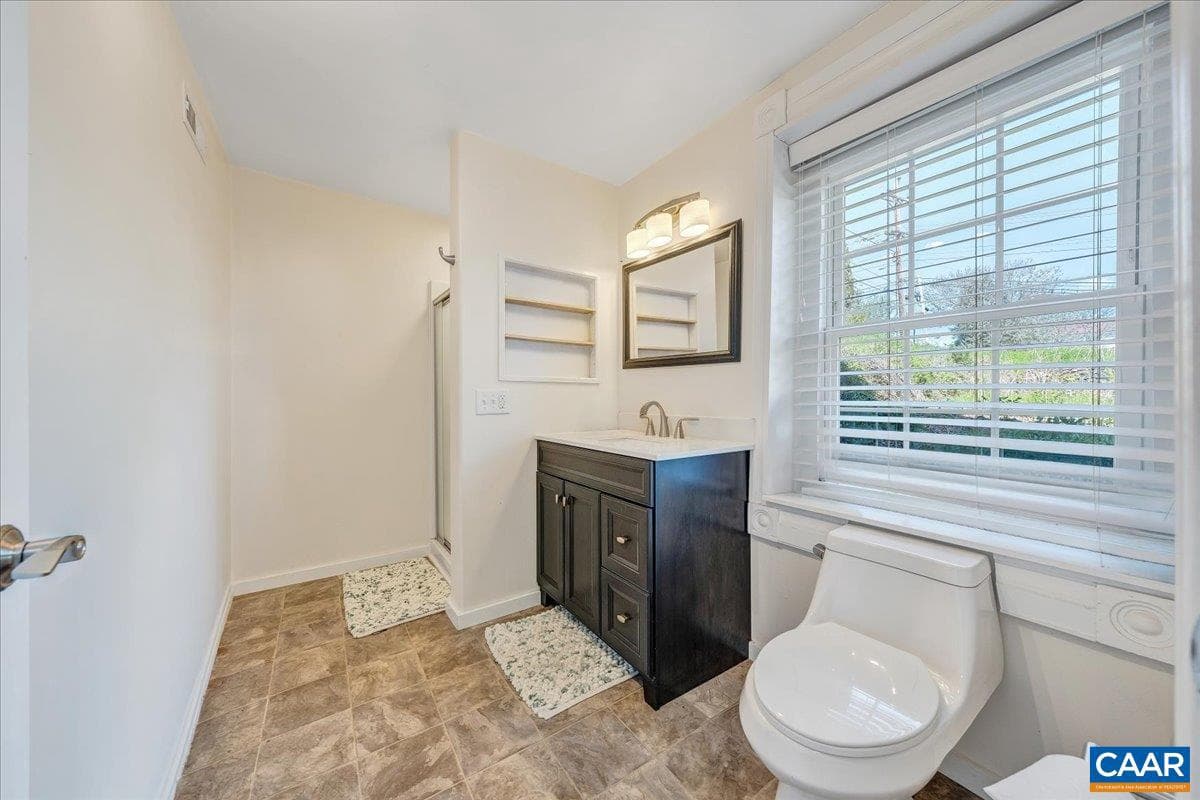 1408 Church St photo 22