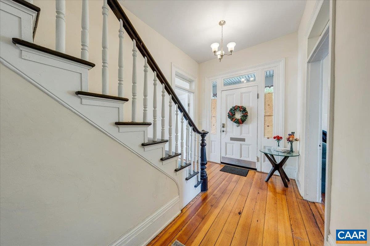 1408 Church St photo 6