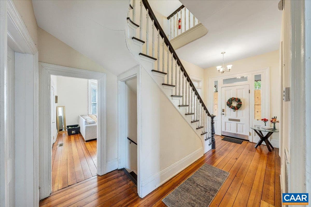 1408 Church St photo 7