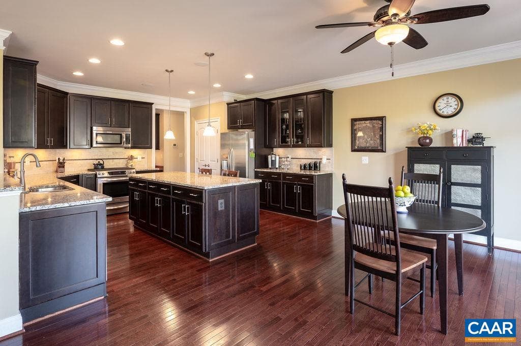 2706 Lockerbie Ln photo 15