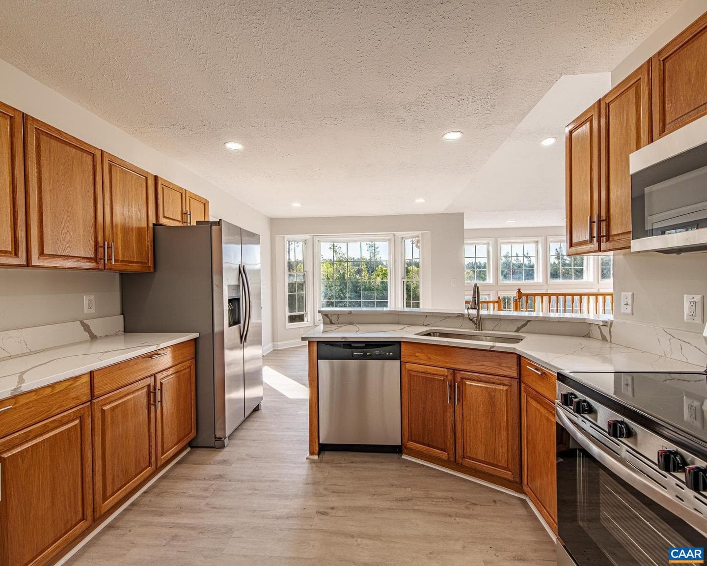 93 Pine Knoll Dr photo 4