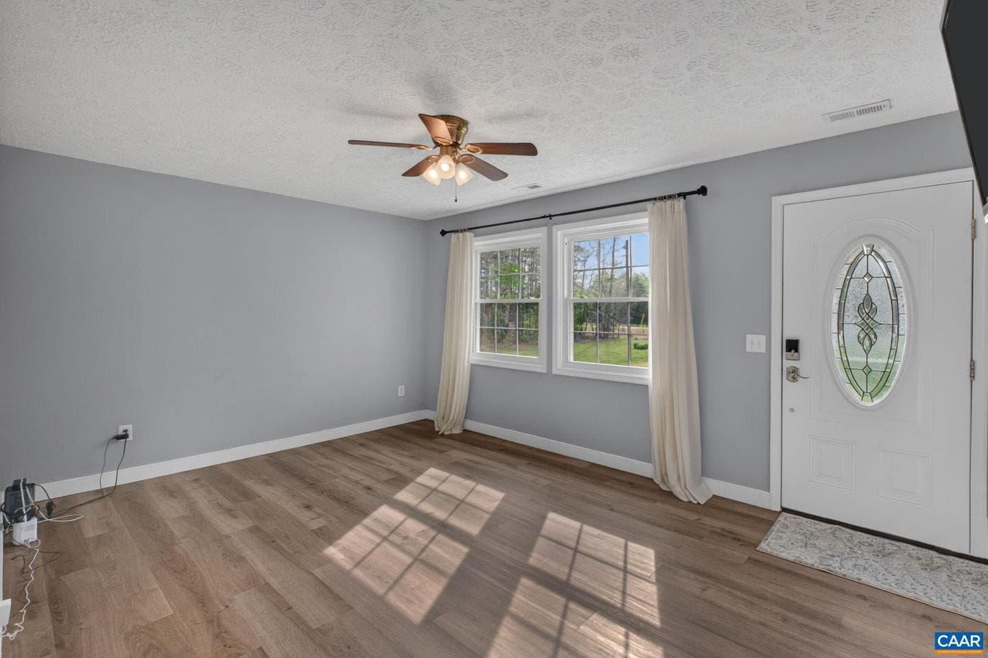 673 Cedar Lane Rd photo 8