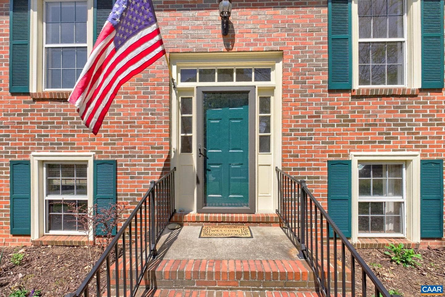 1610 Redwing Ln photo 3