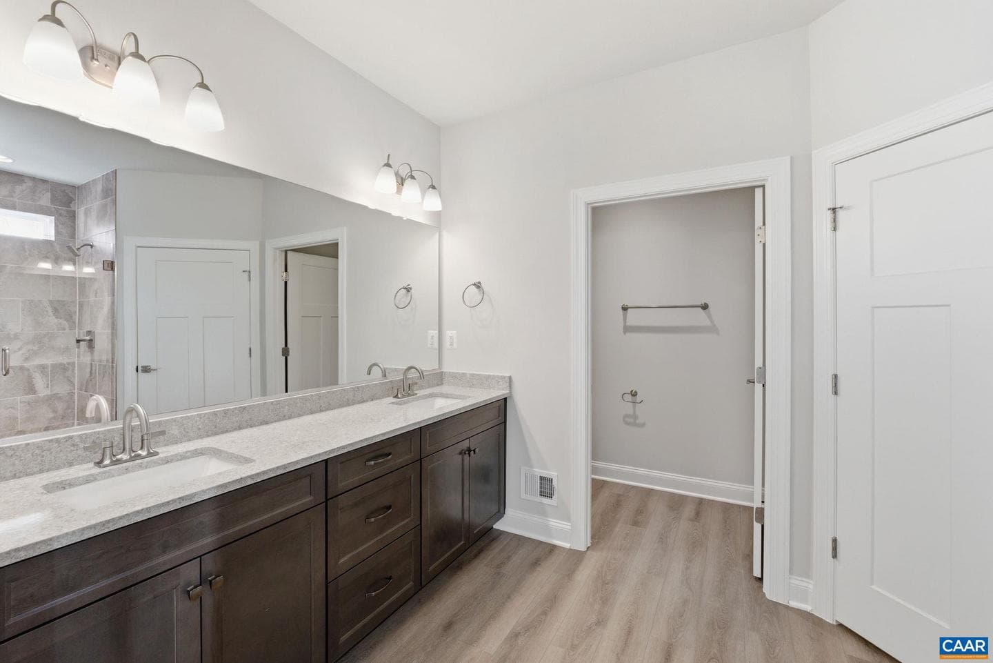 34b Ashlin Cove photo 21