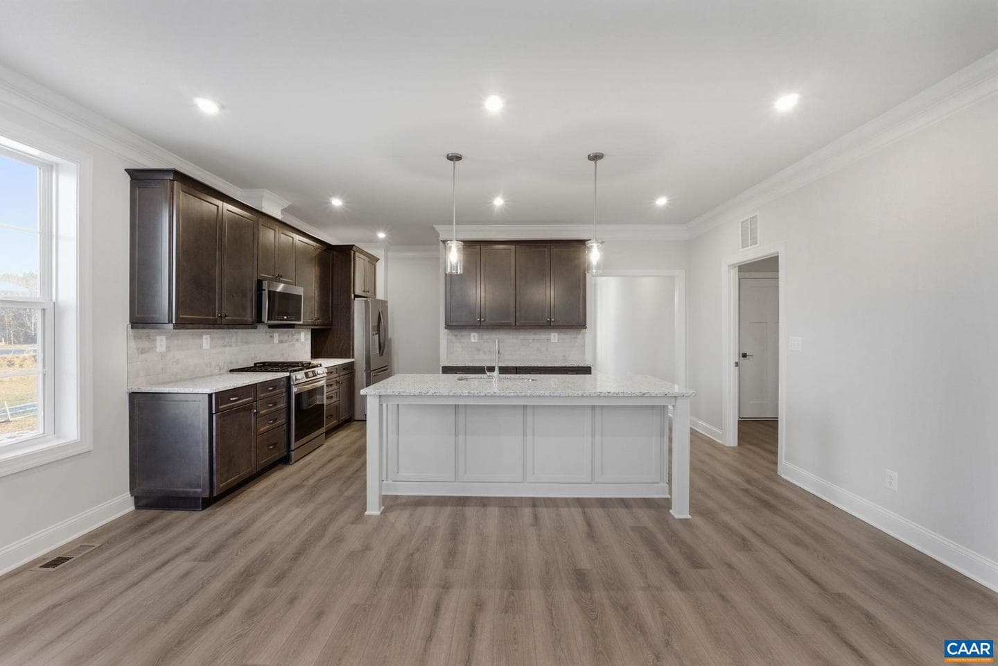 128b Marcella St photo 10