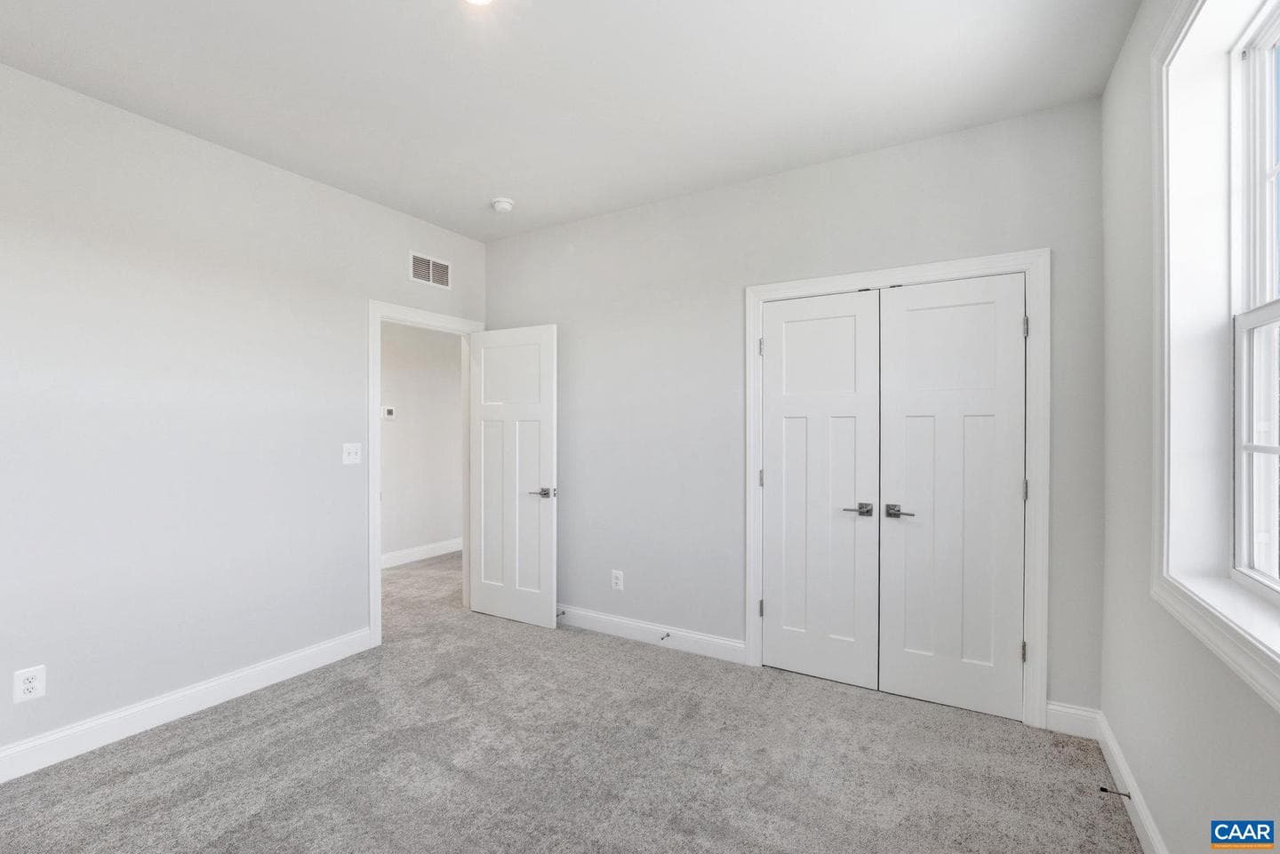 128b Marcella St photo 29