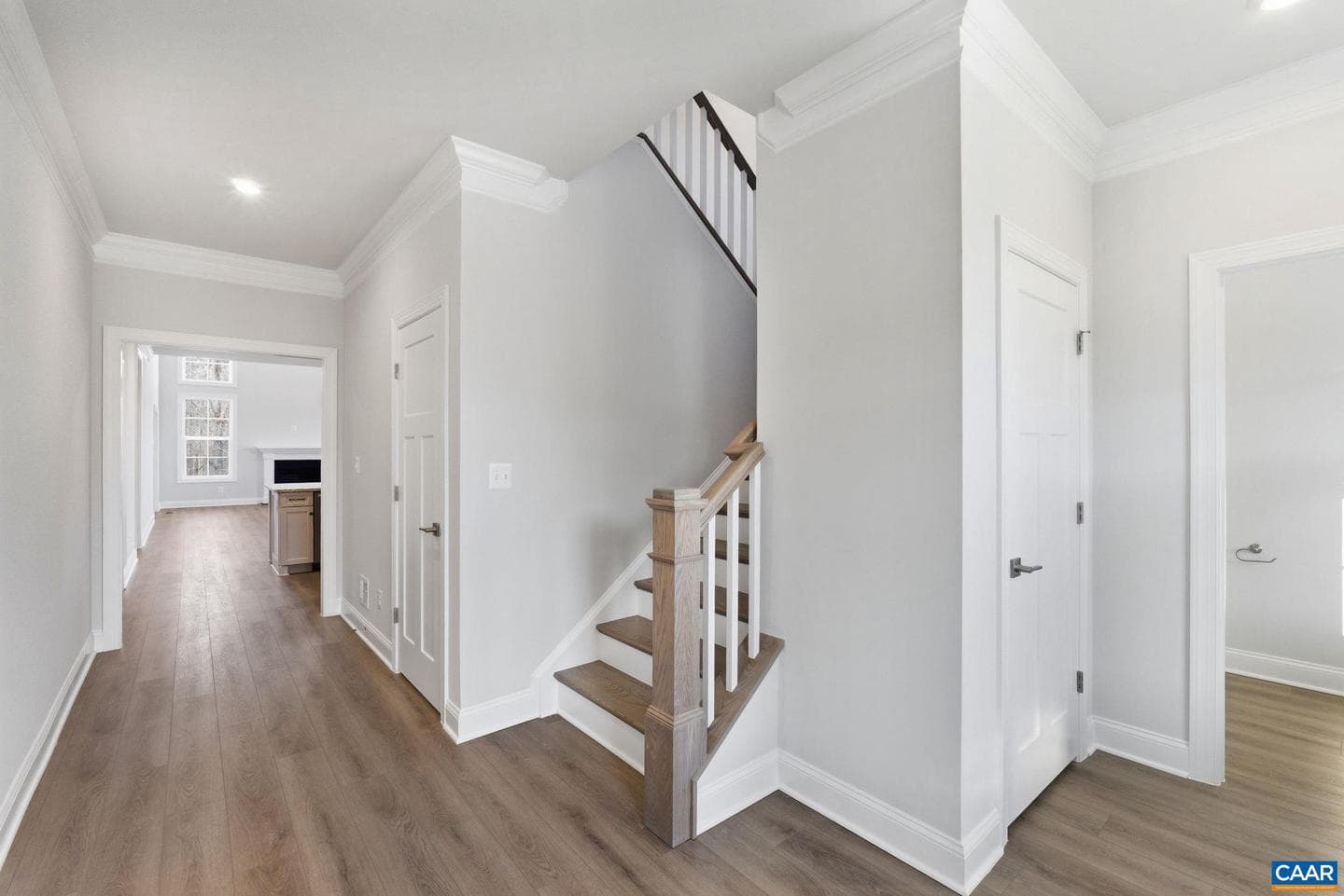 128b Marcella St photo 4