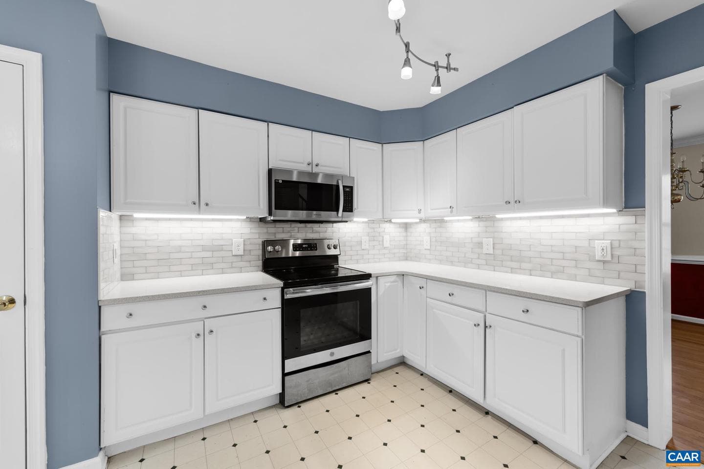 58 Oak Terrace Dr photo 13