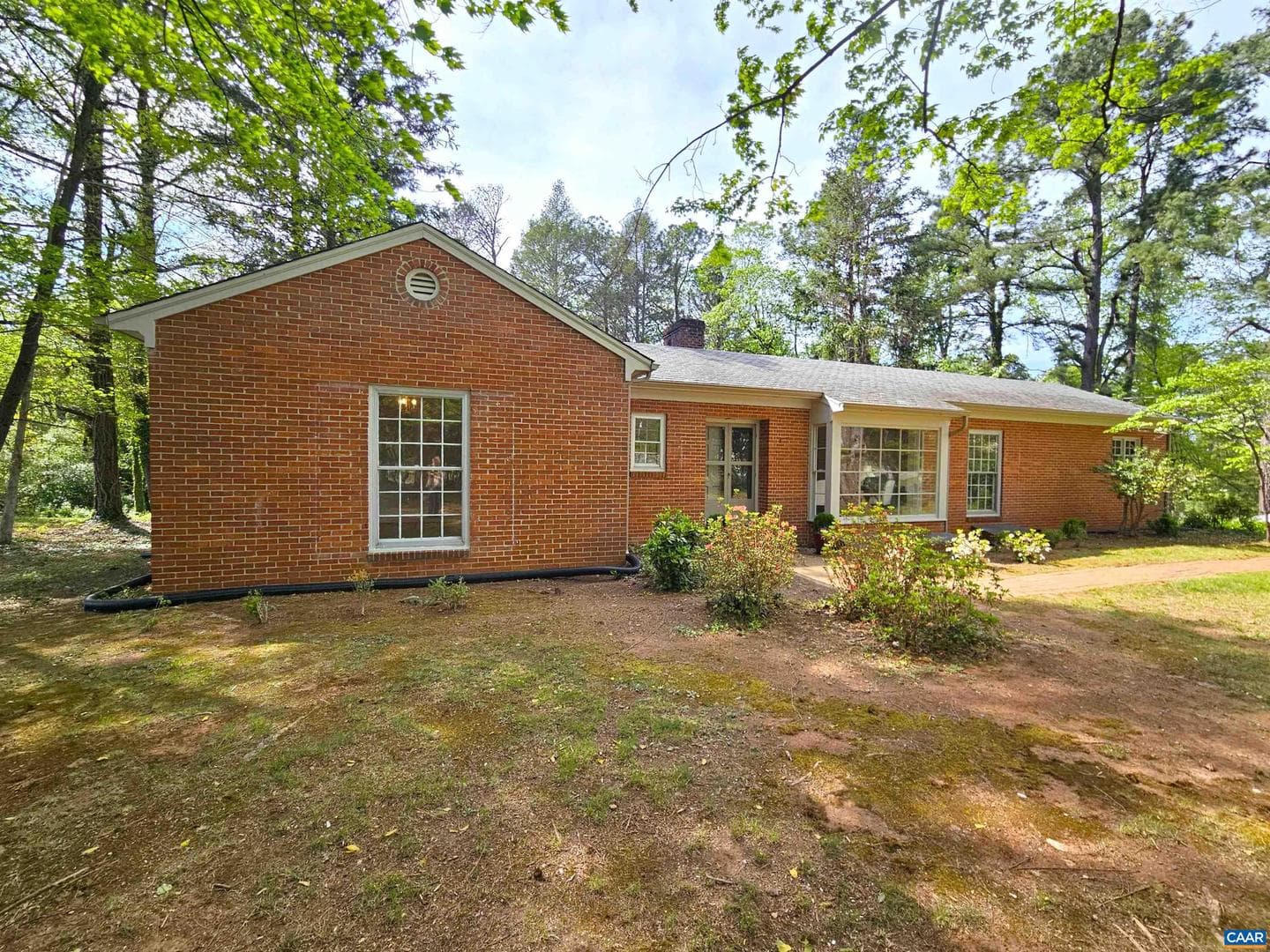 3271 Rosney Rd photo 4