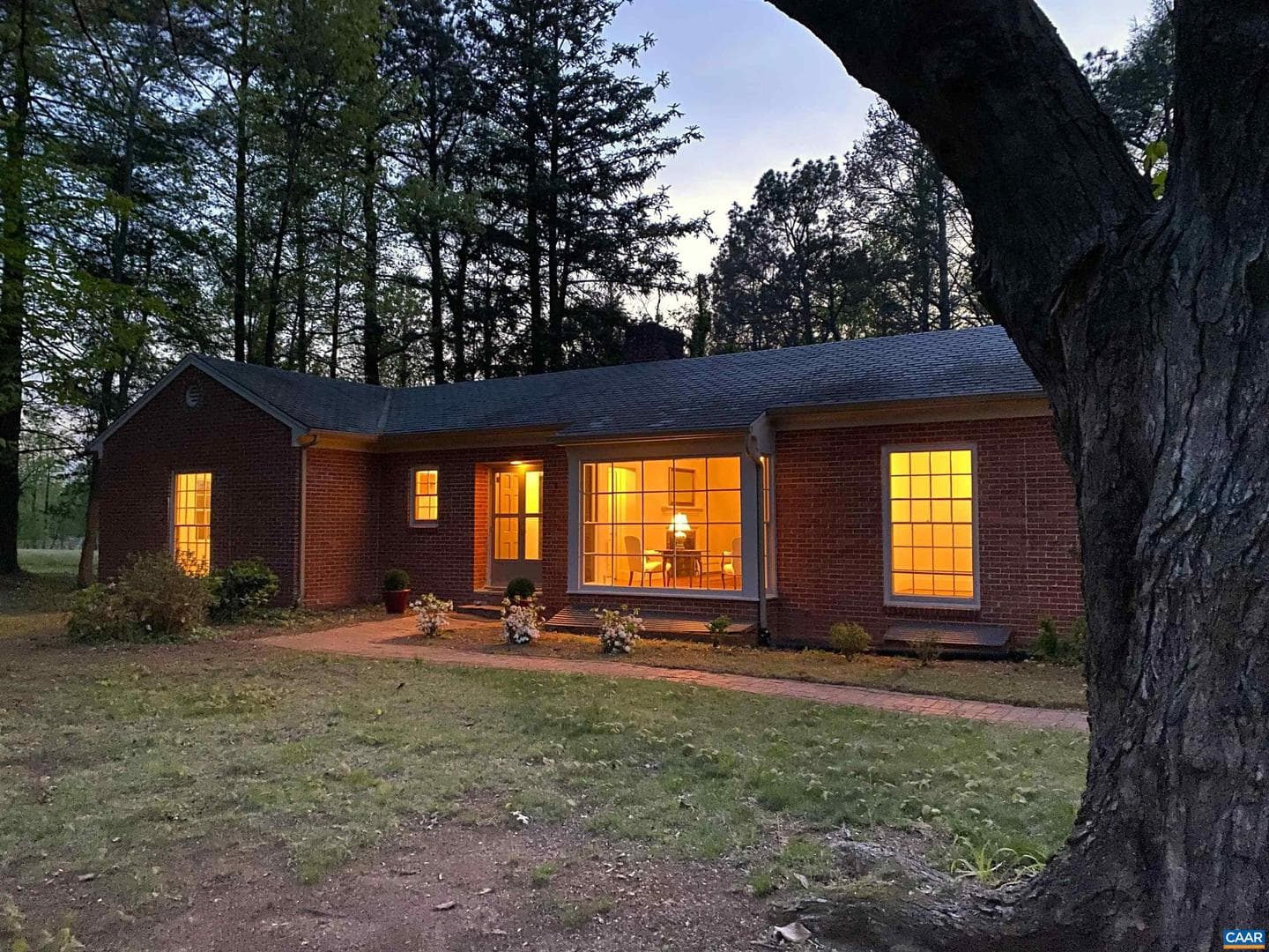 3271 Rosney Rd photo 7