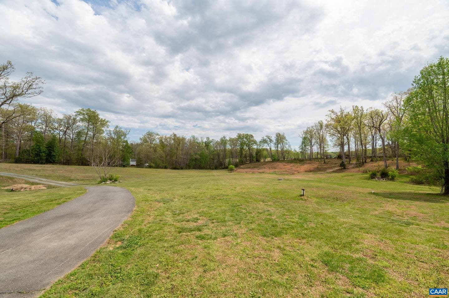 4973 Richmond Rd photo 44