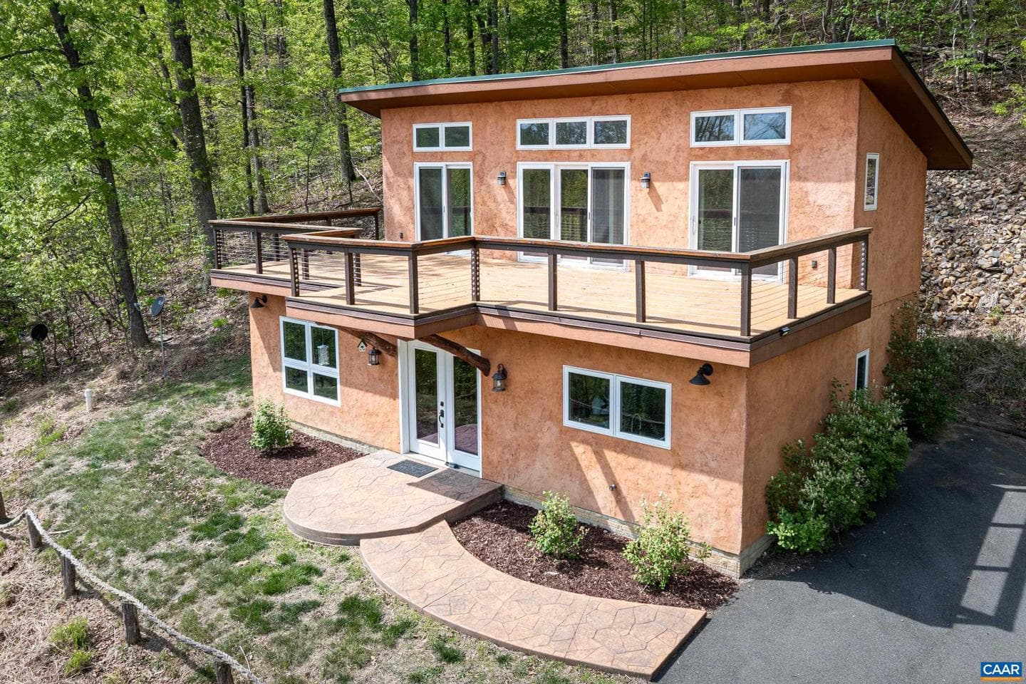 407 Farmview Rd