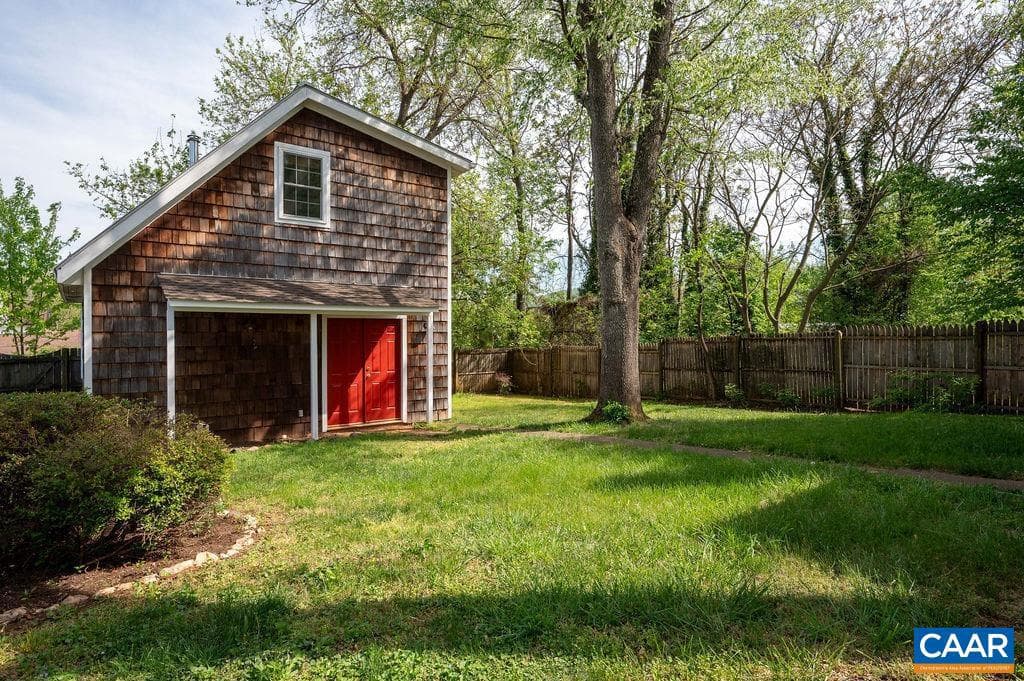 118 Goodman St photo 29