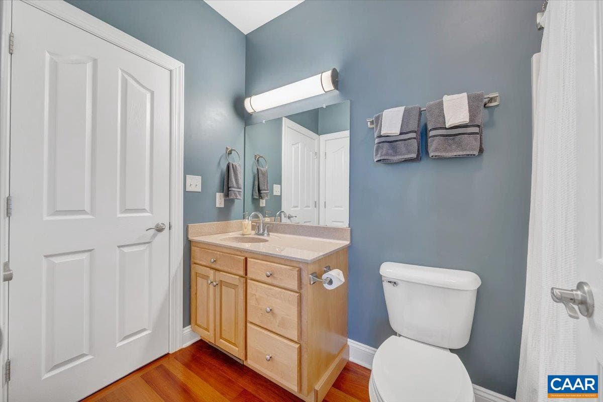 115 Hemlock Dr photo 31