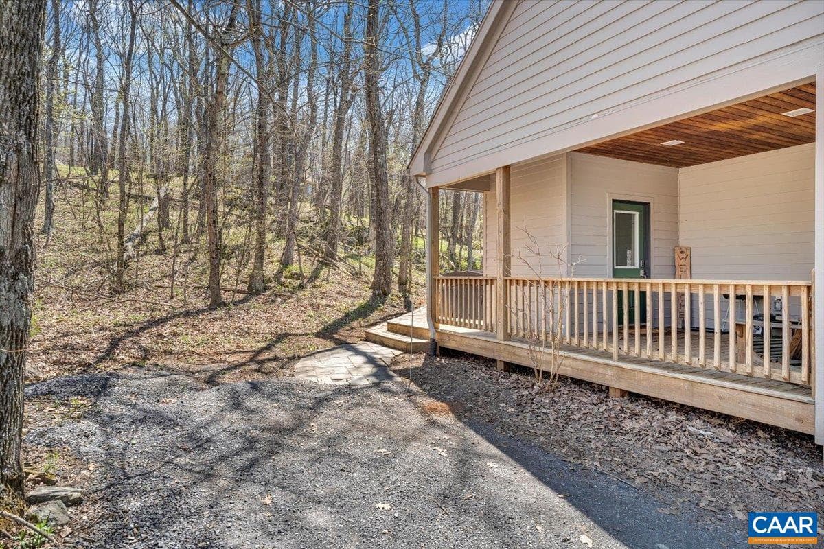 115 Hemlock Dr photo 47