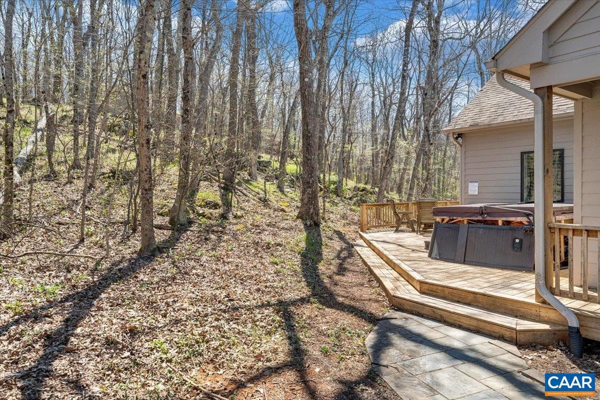 115 Hemlock Dr photo 50