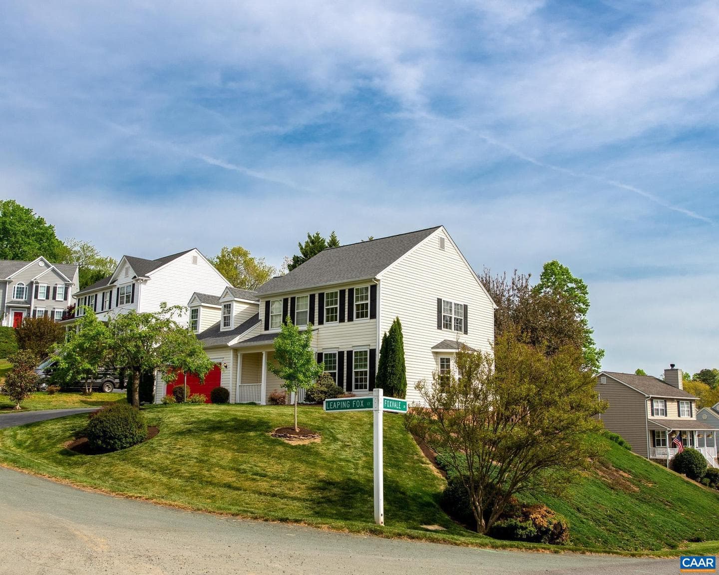 352 Leaping Fox Ct photo 14