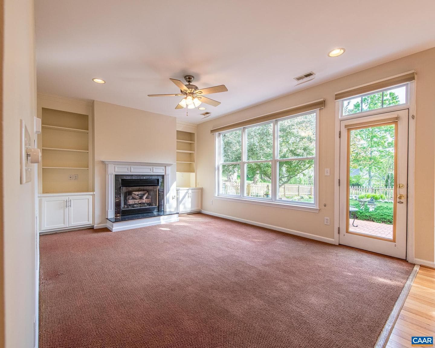 352 Leaping Fox Ct photo 23
