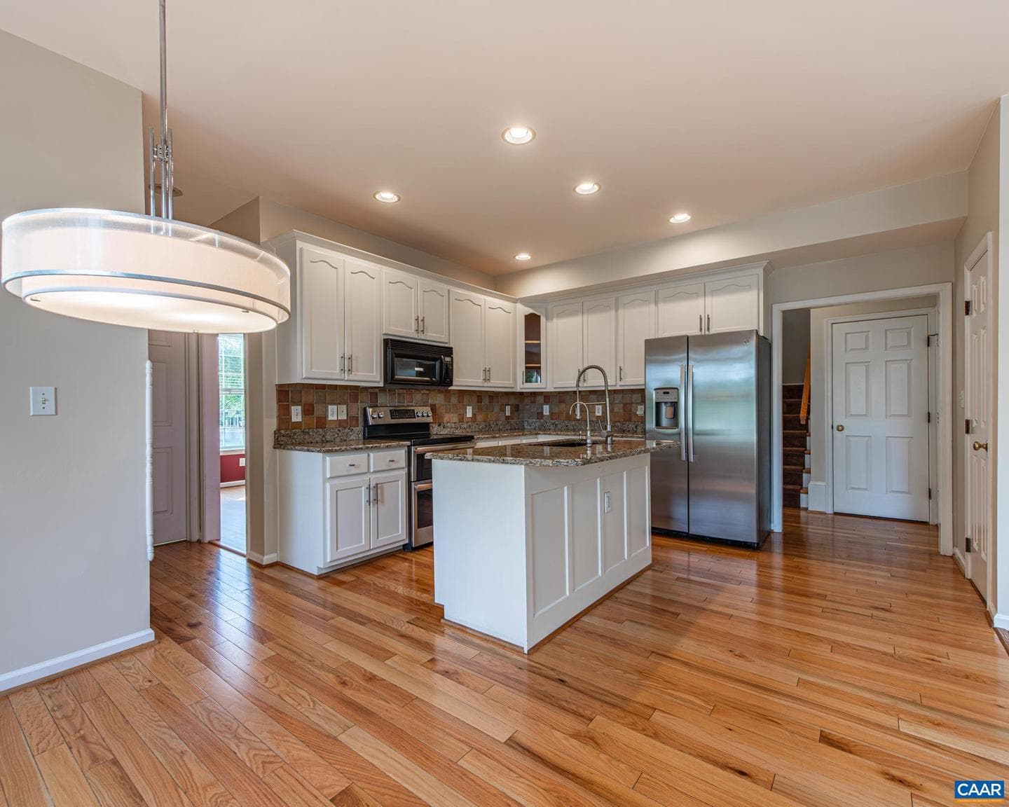 352 Leaping Fox Ct photo 6