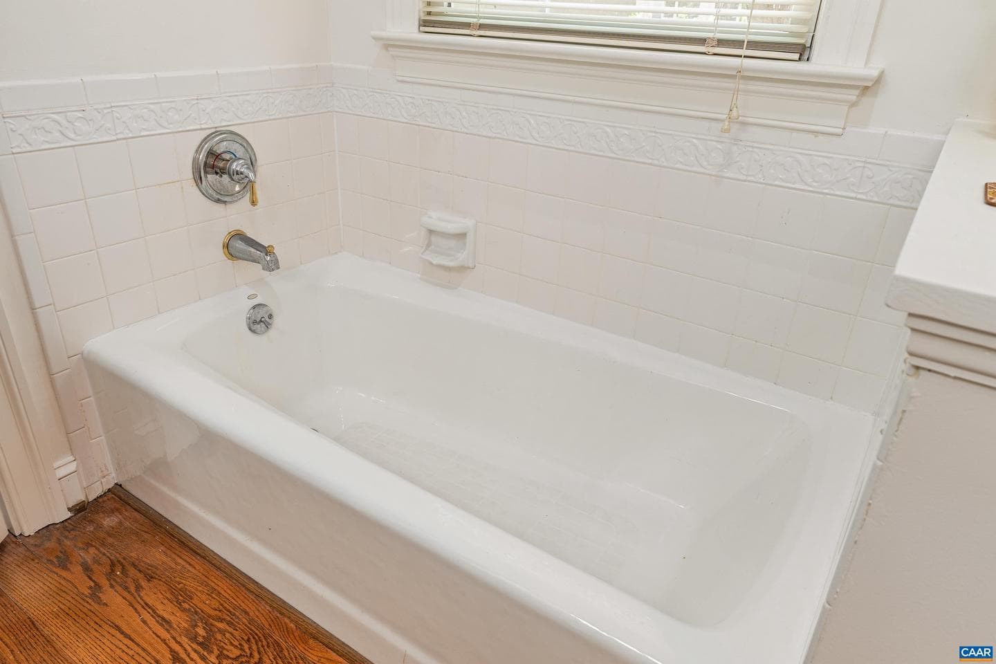 1126 Marion Dr photo 27
