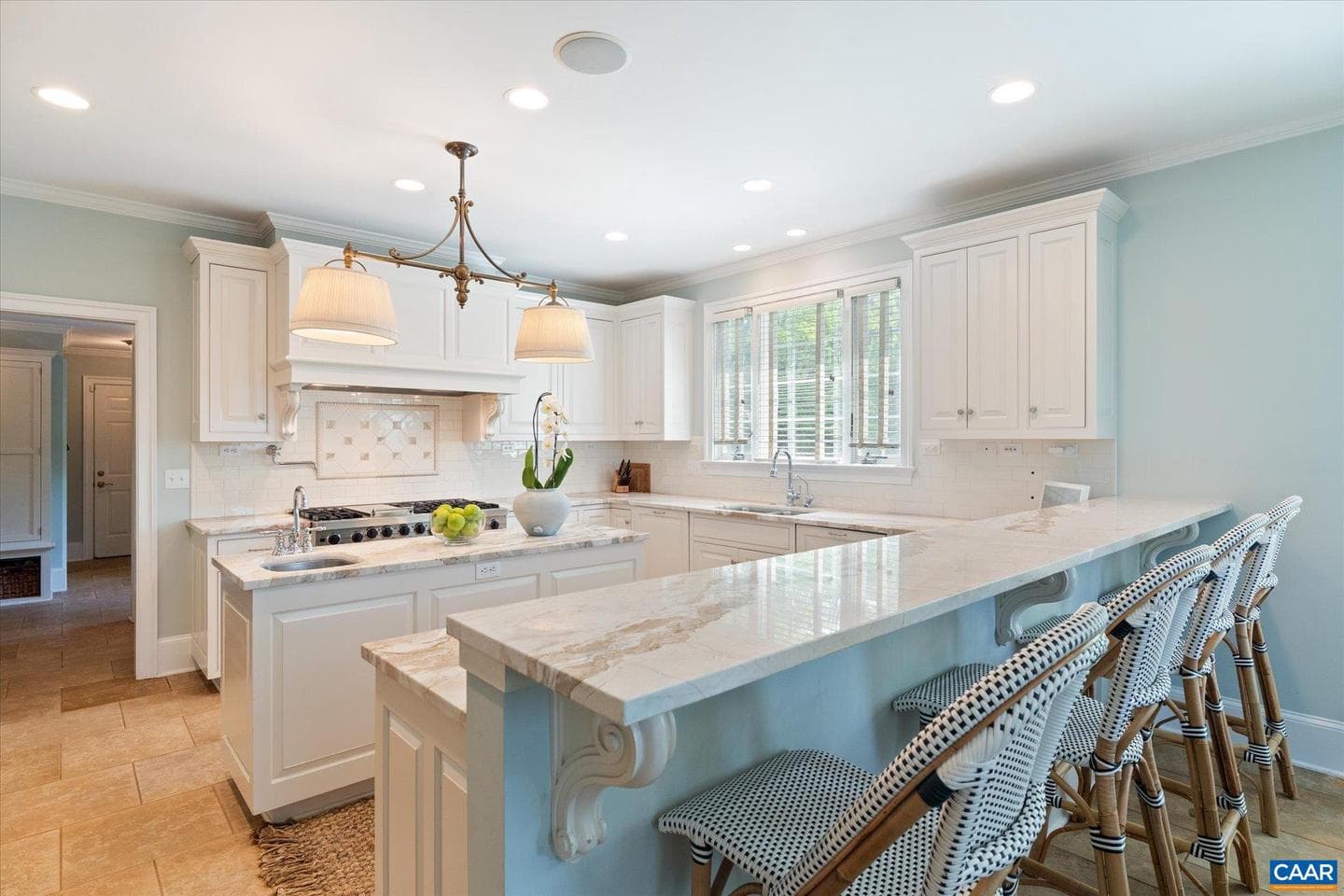 515 Rocks Farm Dr photo 10