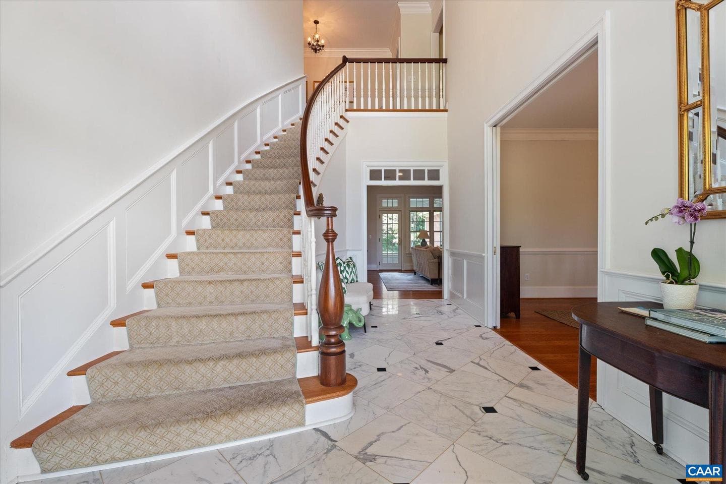 515 Rocks Farm Dr photo 4