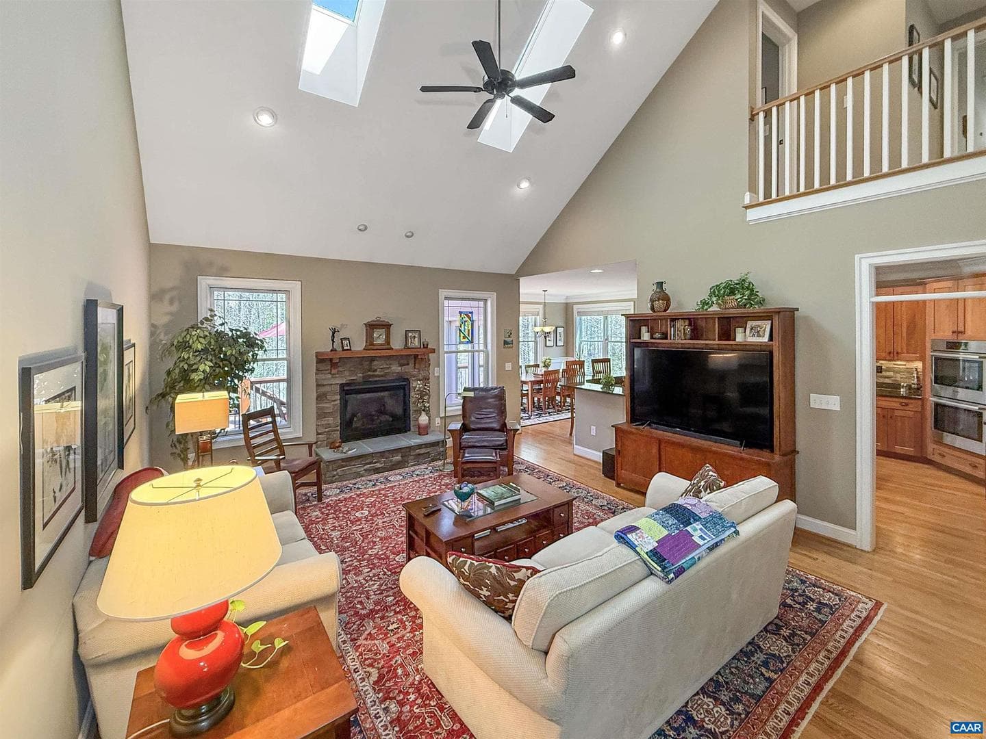 4225 Woodthrush Ln photo 8
