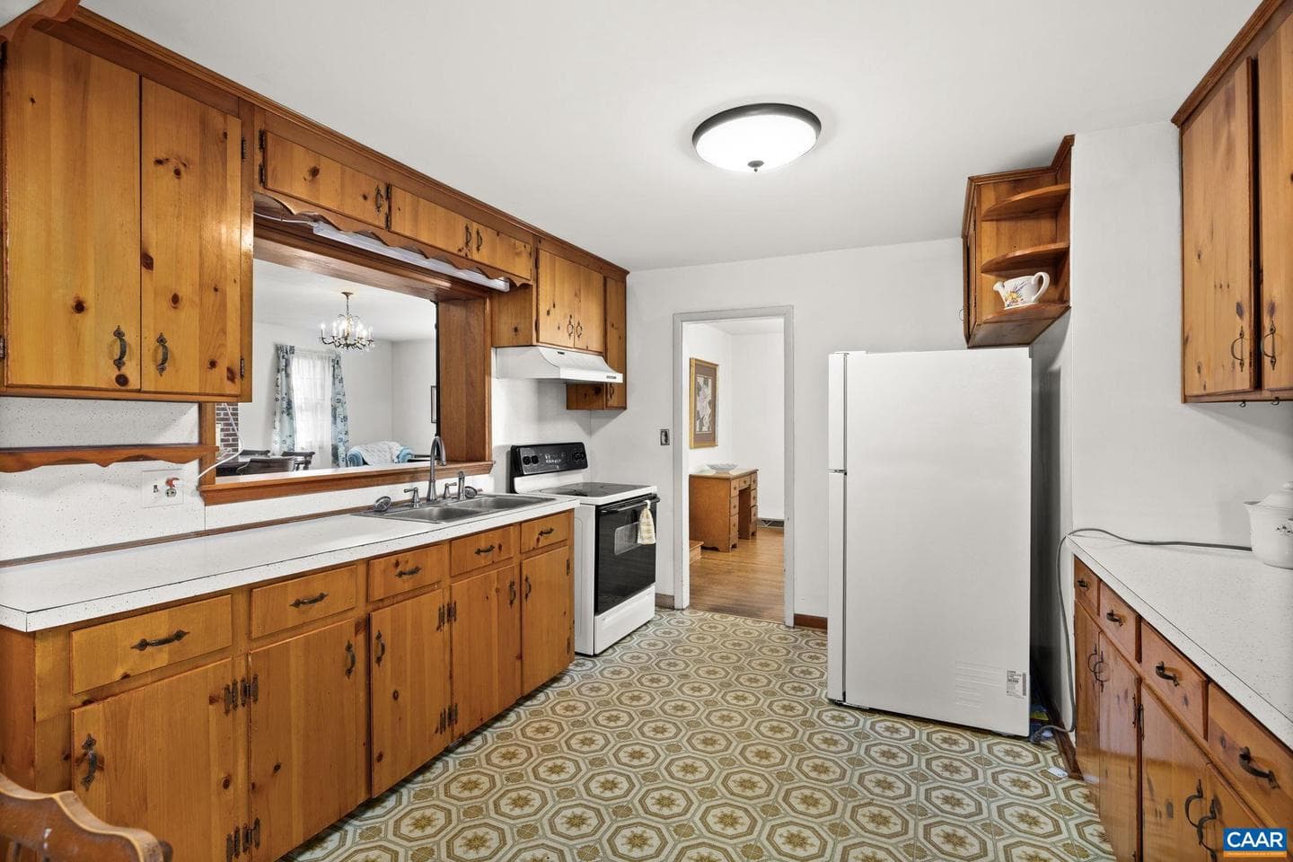 18188 Lovers Ln photo 26