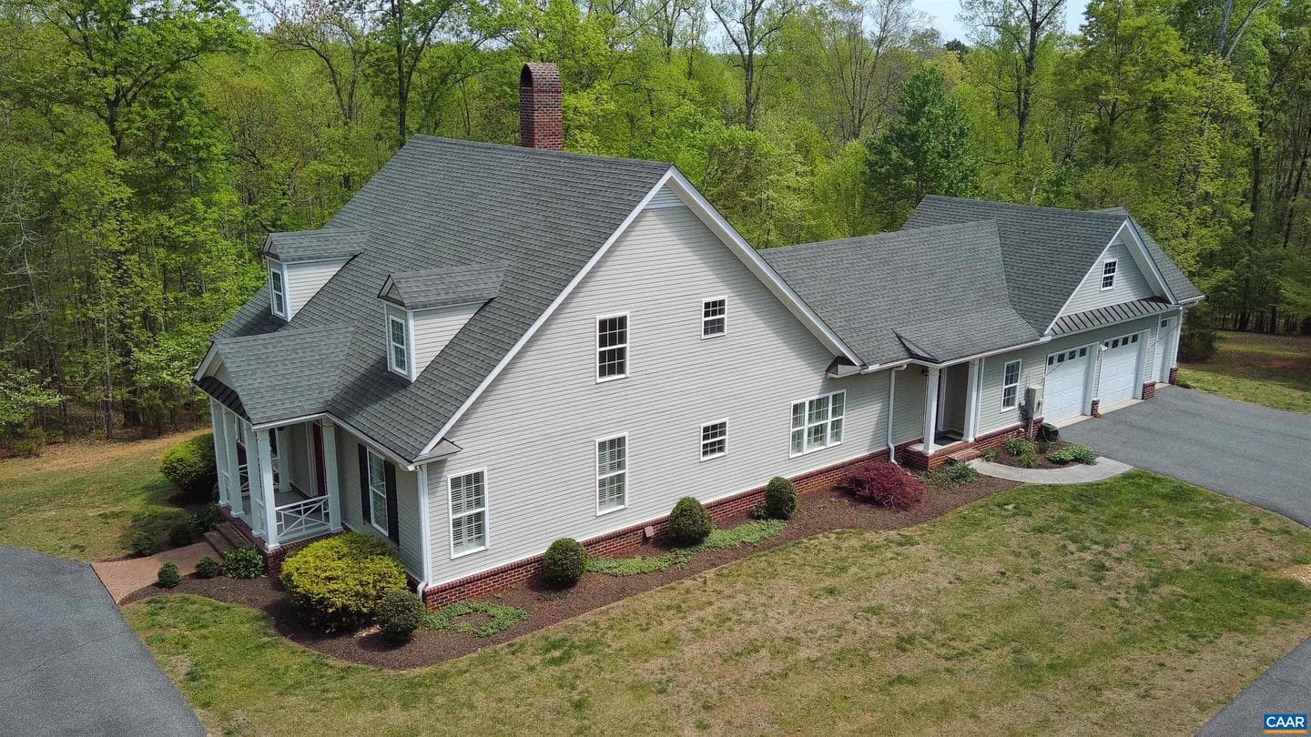1025 Pelham Dr, Keswick