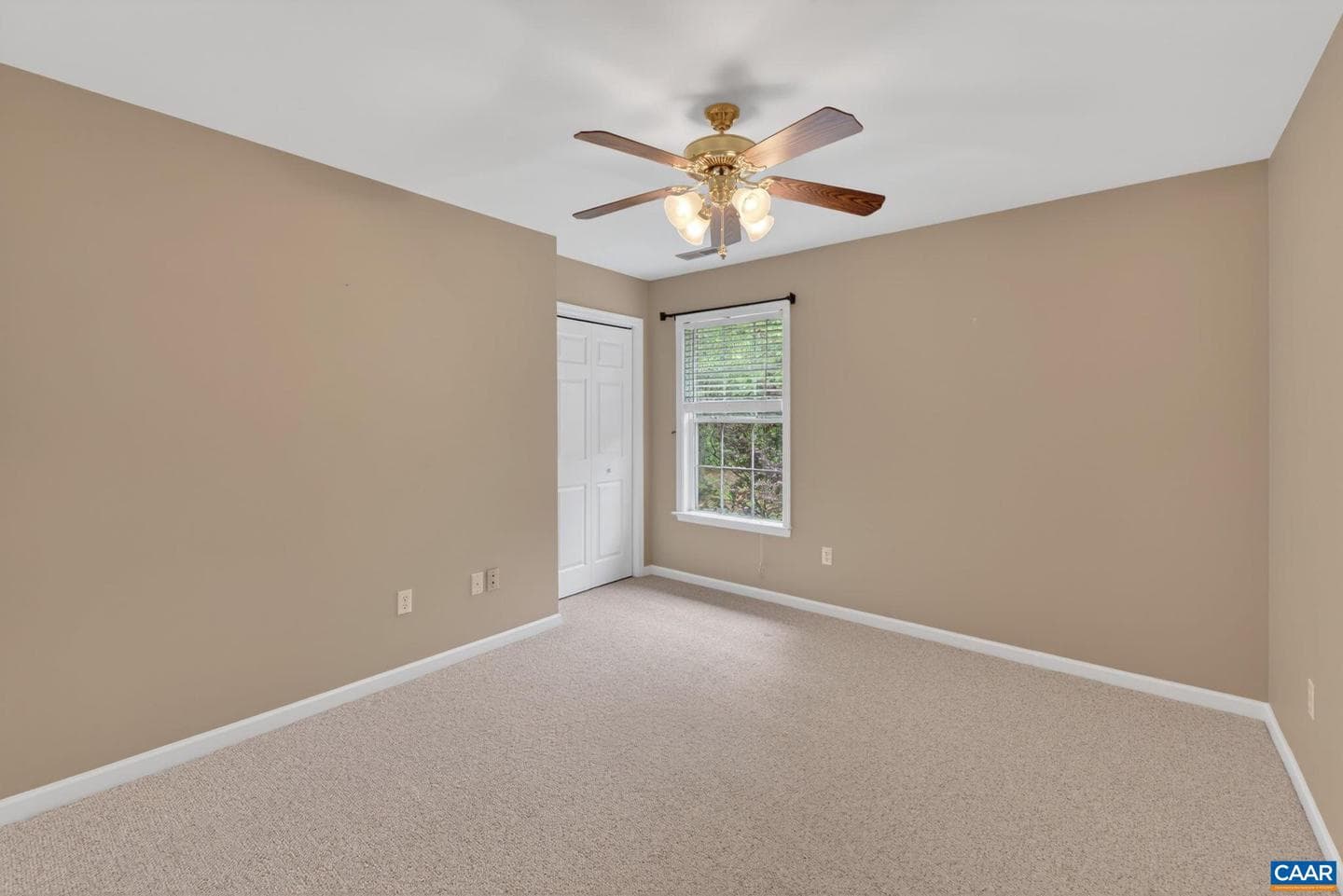 154 White Cedar Rd photo 21