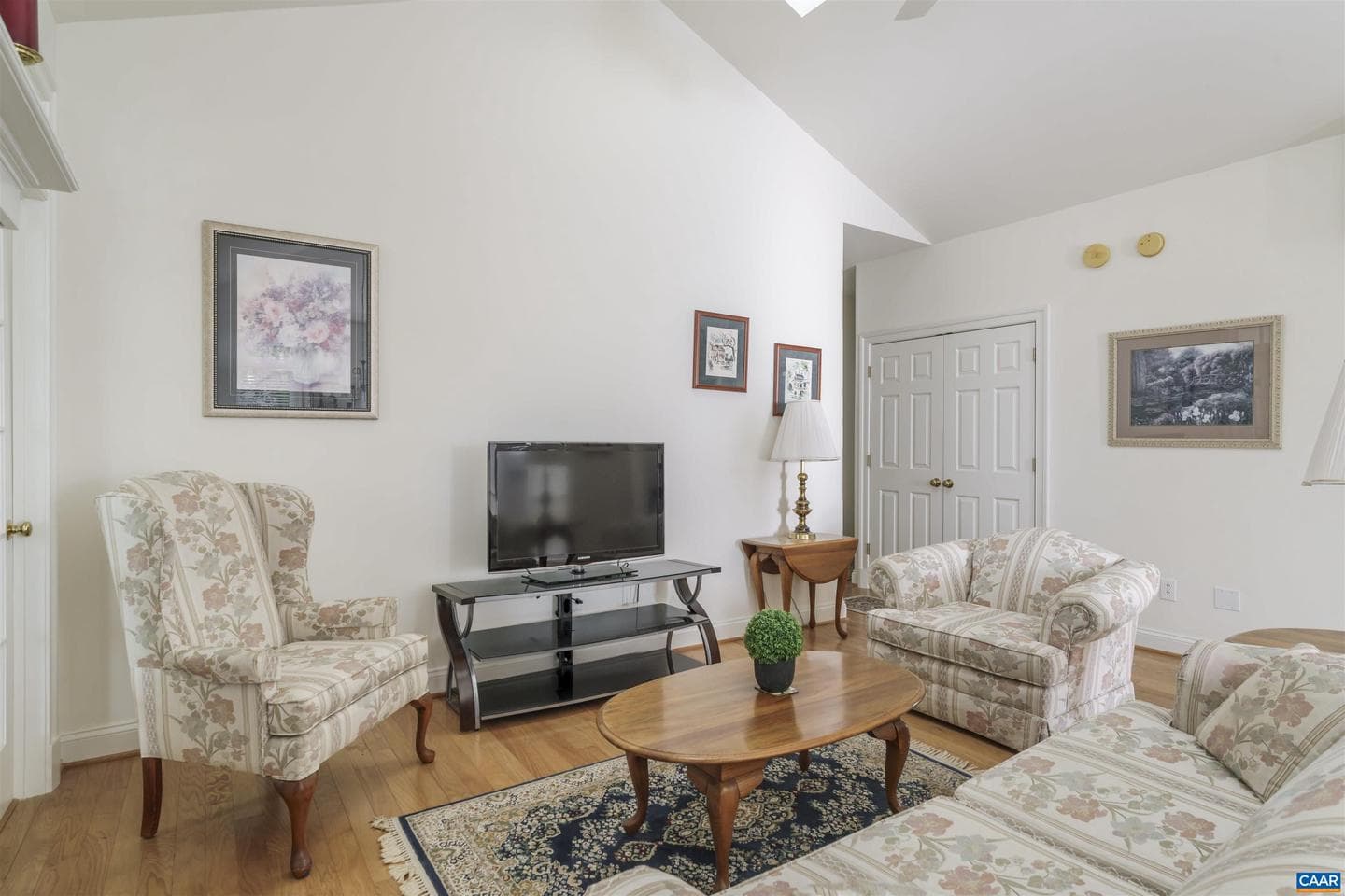 5527 Stonegate Ln photo 7