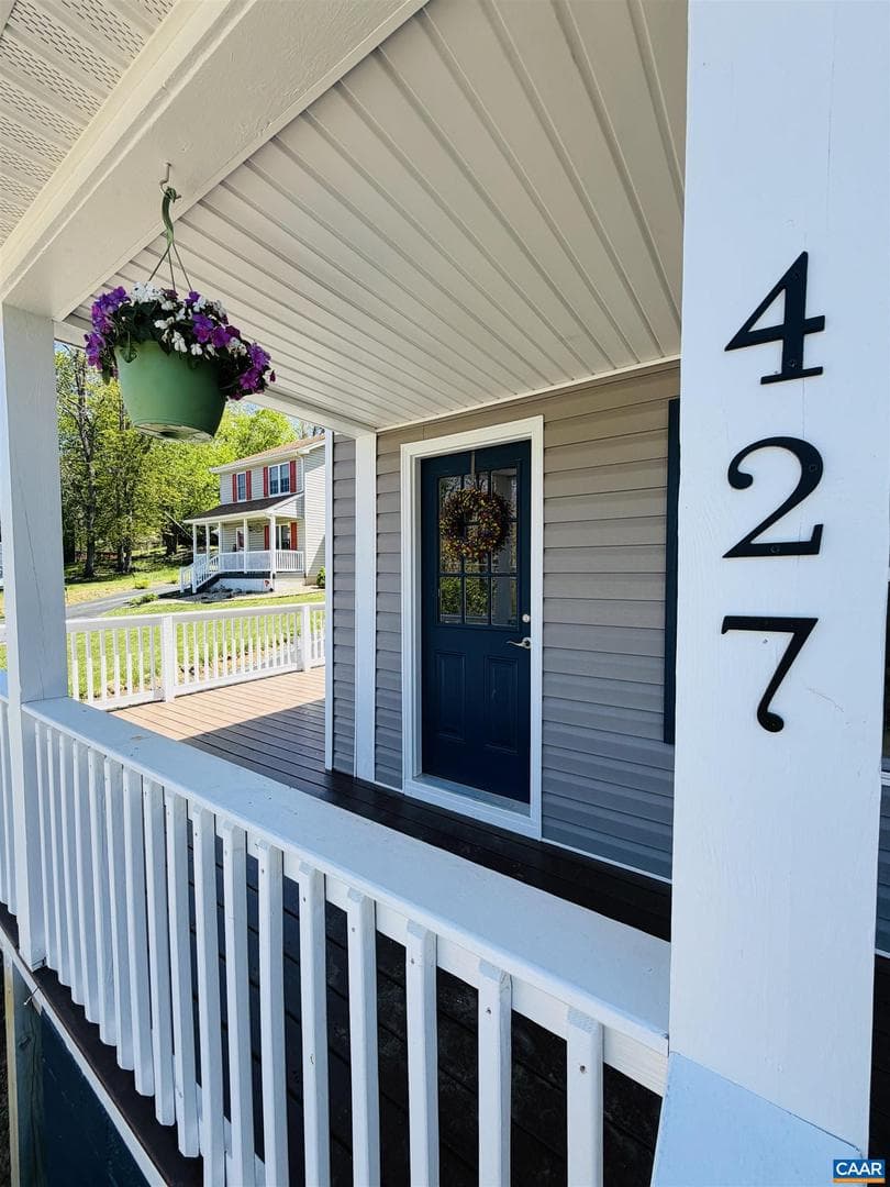 427 Montgomery Ave, Staunton