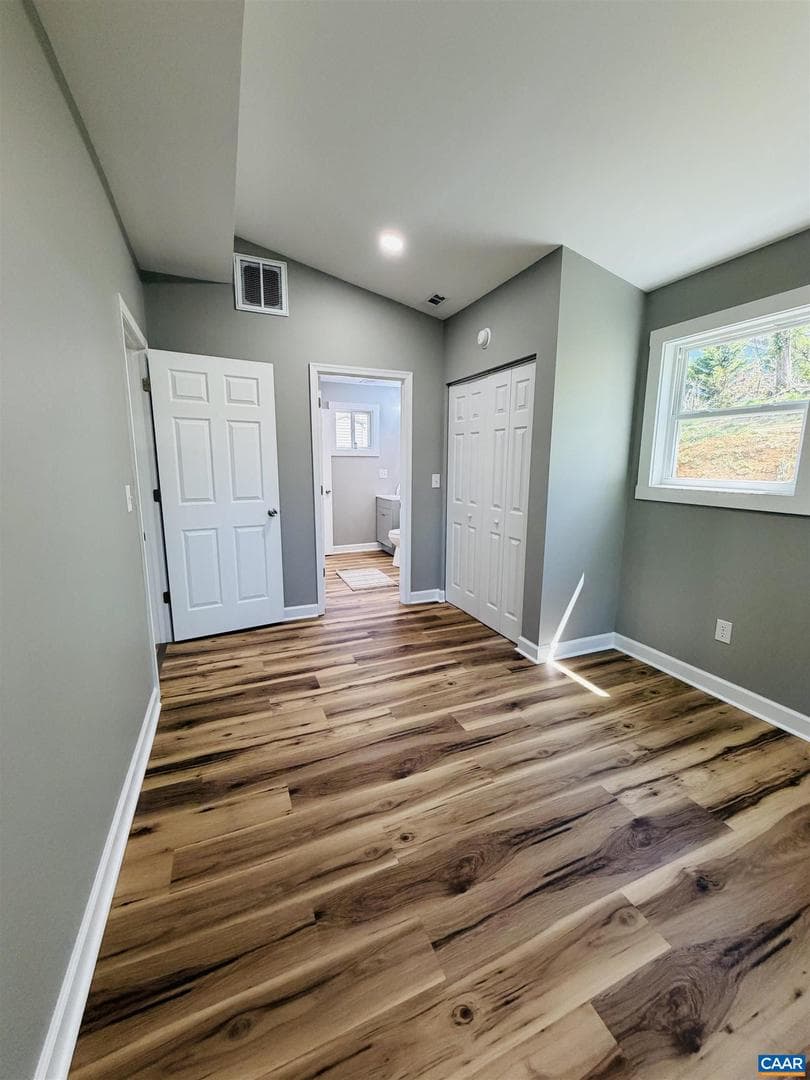 427 Montgomery Ave photo 20