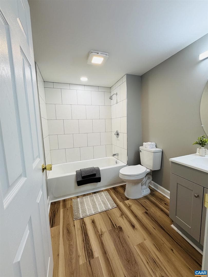 427 Montgomery Ave photo 34