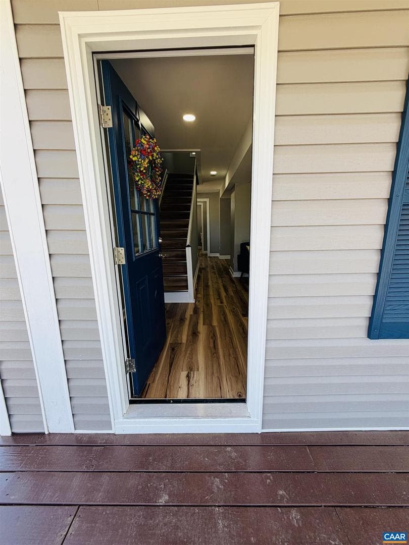 427 Montgomery Ave photo 7