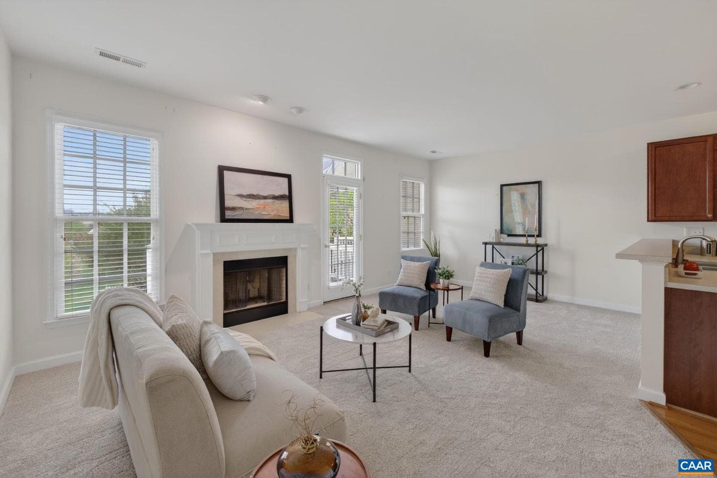 532 Summerford Ln photo 11