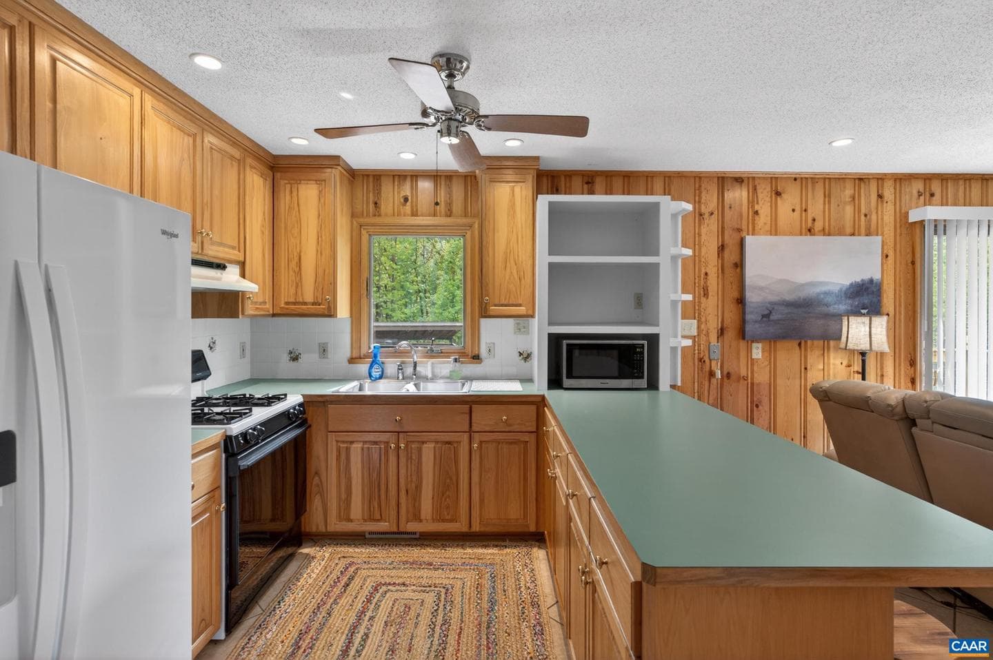 141 Cradon Hill Ln photo 32