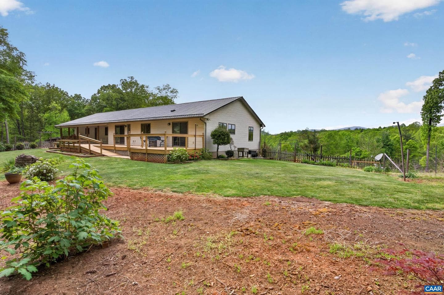 141 Cradon Hill Ln photo 53