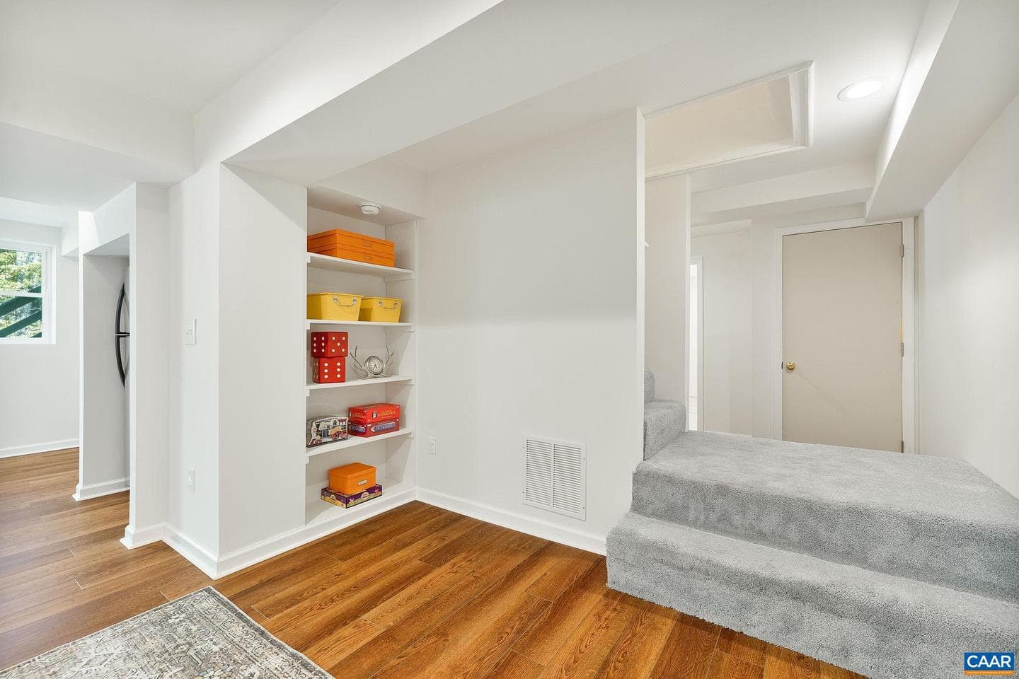 1007 Holmes Ave photo 28