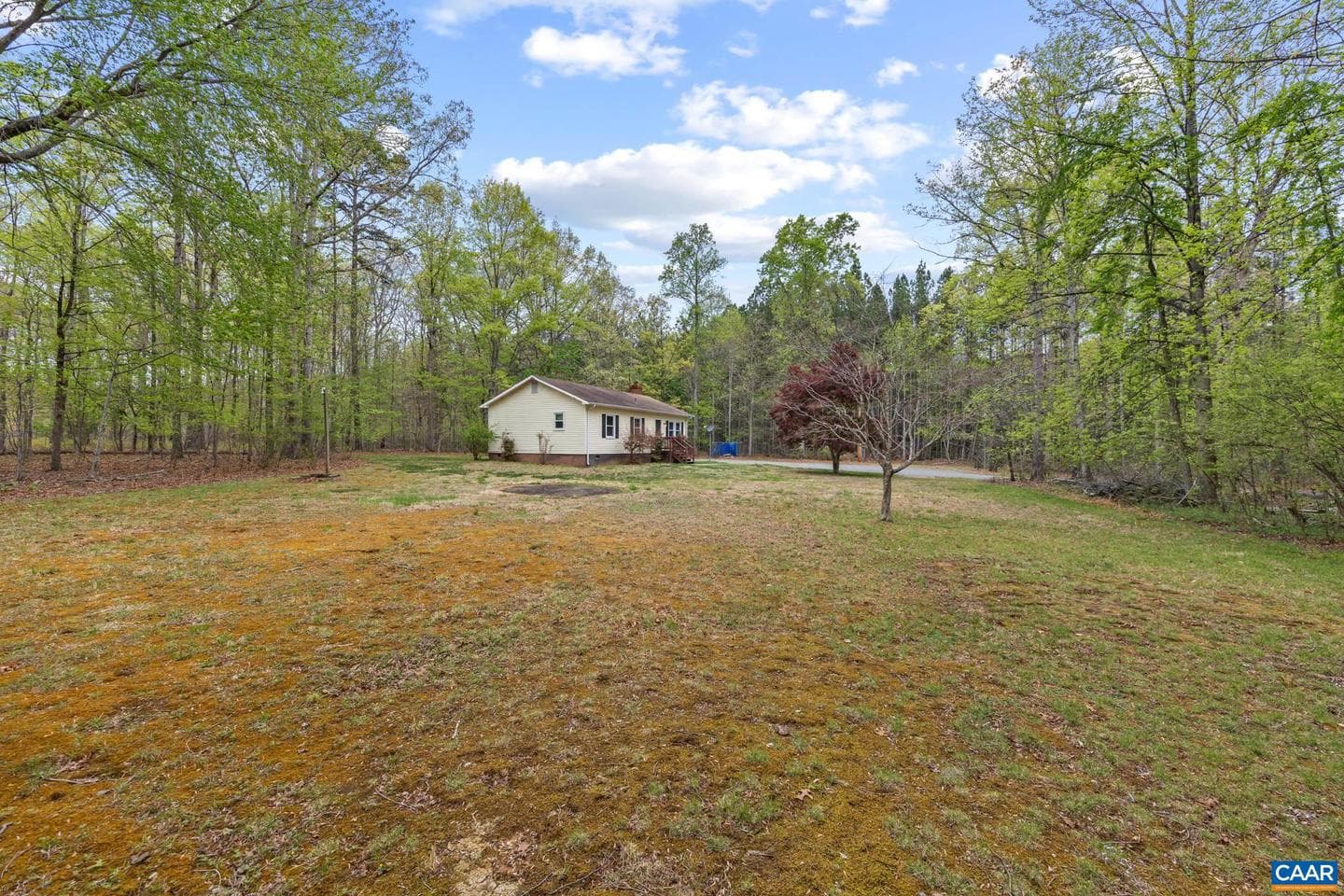 4586 Spotswood Trl photo 10