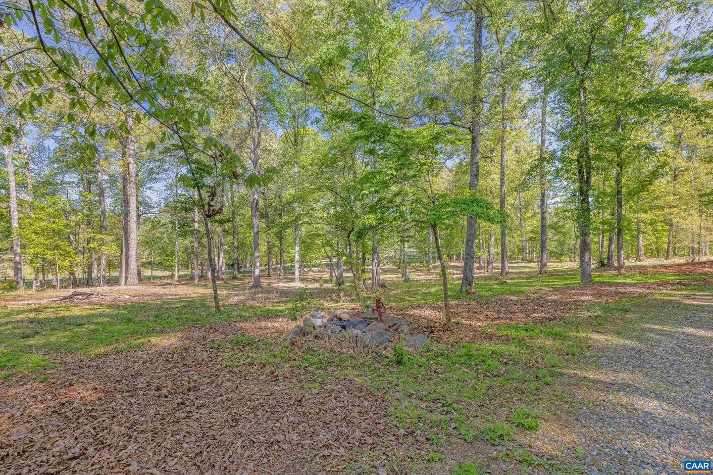 2947 Merrie Meadows Ln photo 13