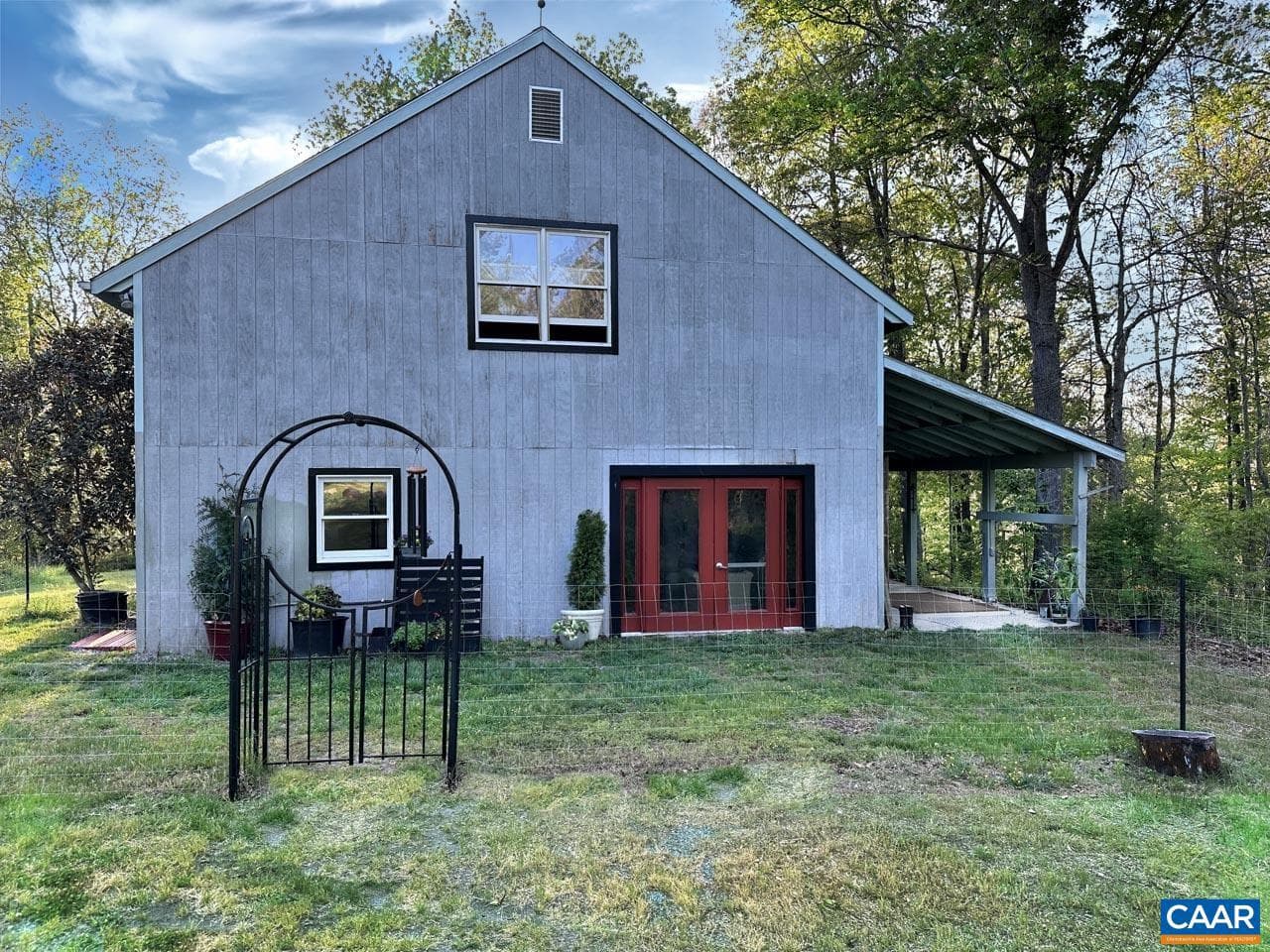 4177 Rolling Rd, Scottsville